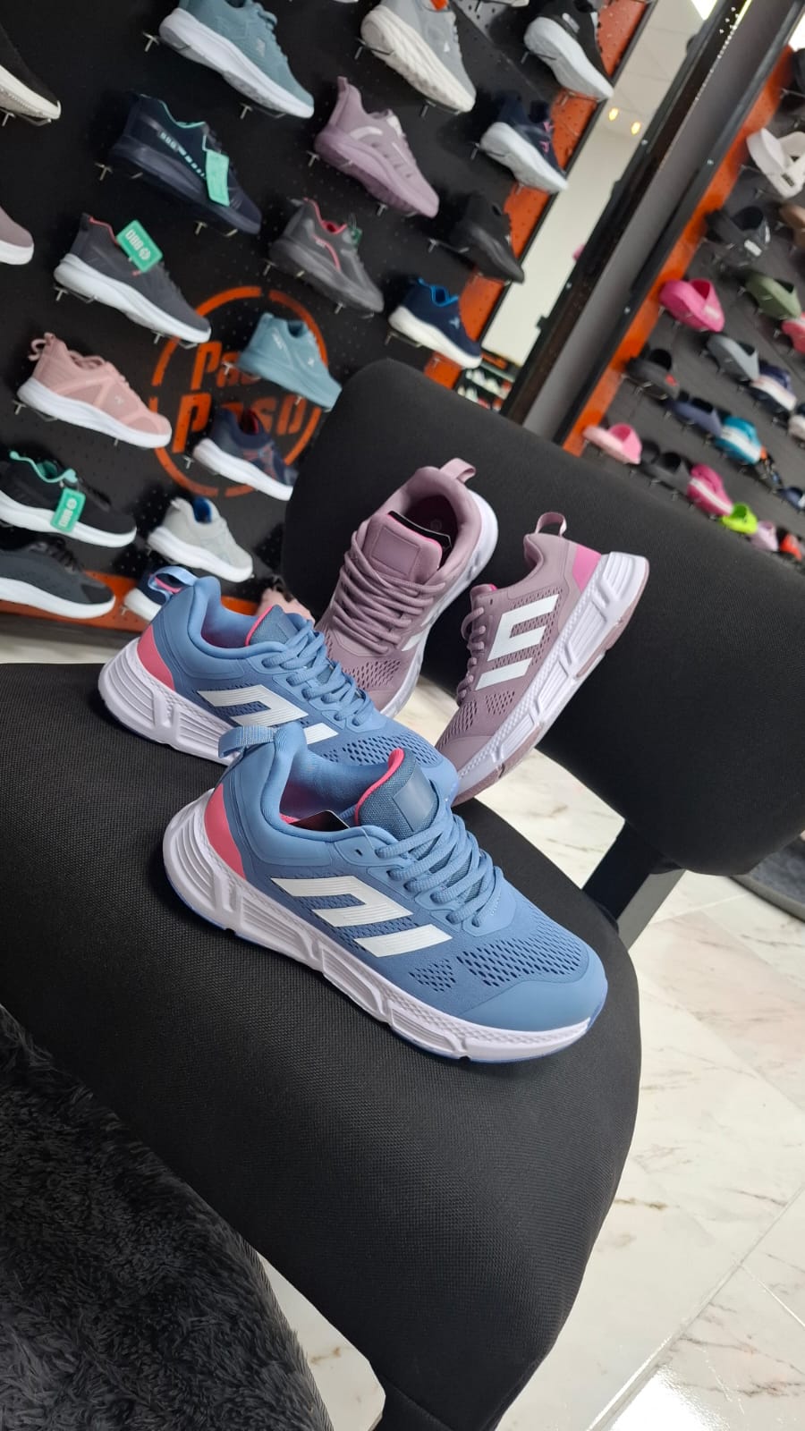 Zapatillas deportivas colores variados Chile