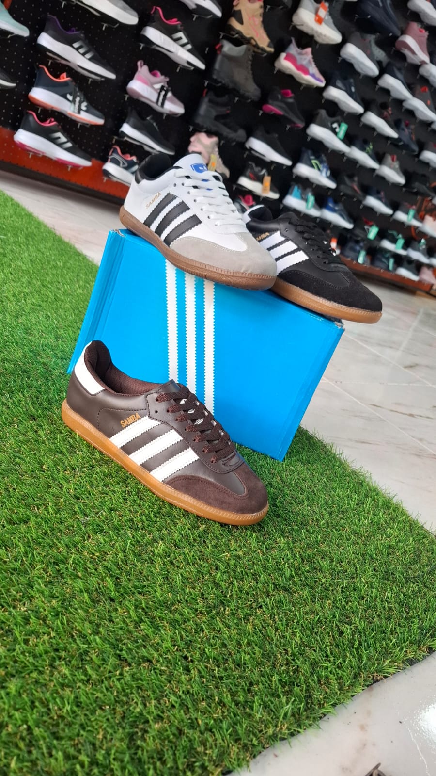 Zapatillas clásicas urbanas nacionales