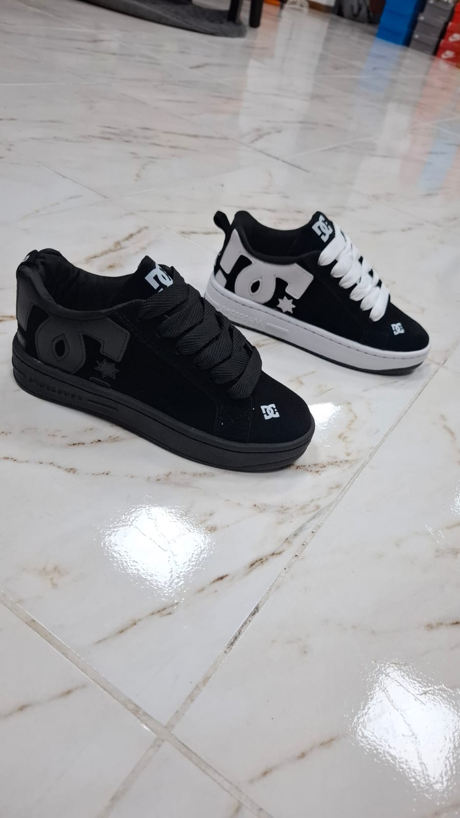 Zapatillas urbanas suela alta nacional